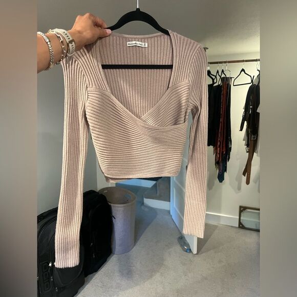 Abercrombie wrap cropped sweater - Picture 1 of 2